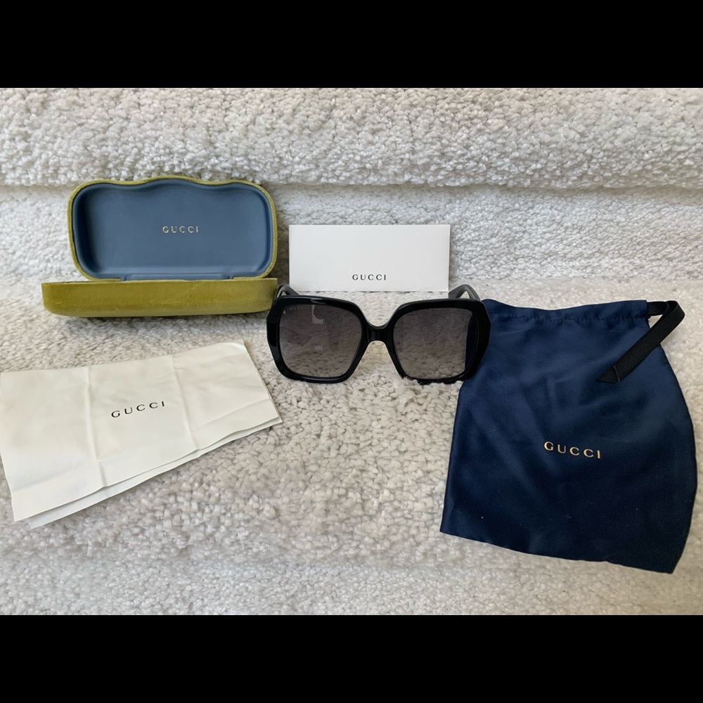 Authentic NEW Gucci Sunglasses GG0096S Black